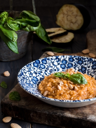 risotto crema melanzane pomodoro- pasta food photography